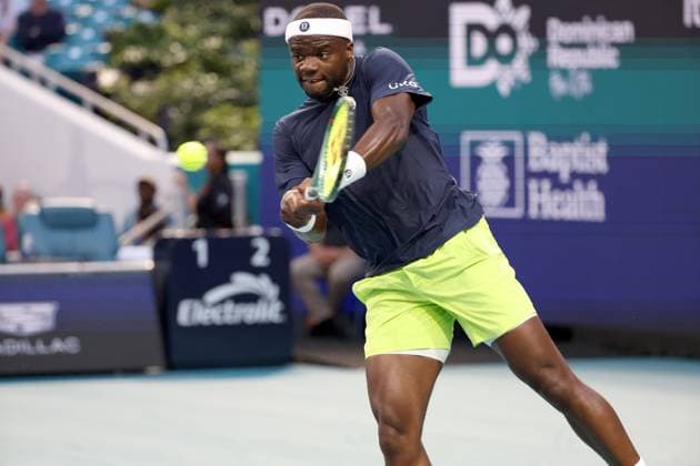 March 22, 2025, Miami Gardens, Florida, United States Of America: MIAMI GARDENS, FLORIDA - MARCH 22: Francis Tiafoe of the United States defeats Alejandro Davidoich Fokina of Spain during their match on day 5 at Hard Rock Stadium on March 22, 2025 in Miami Gardens, Florida...People: Francis Tiafoe Miami Open 2025 - Day 5  - ZUMAs214 20250322_ada_s214_070 Copyright: xSMGx