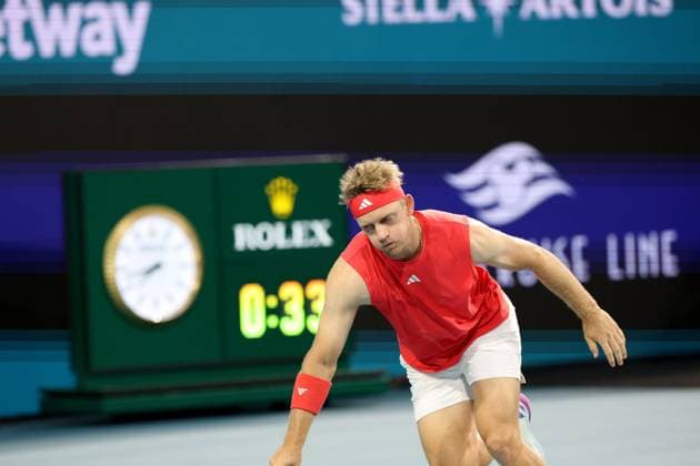 March 22, 2025, Miami Gardens, Florida, United States Of America: MIAMI GARDENS, FLORIDA - MARCH 22: Francis Tiafoe of the United States defeats Alejandro Davidoich Fokina of Spain during their match on day 5 at Hard Rock Stadium on March 22, 2025 in Miami Gardens, Florida...People: Alejandro Davidoich Miami Open 2025 - Day 5  - ZUMAs214 20250322_ada_s214_163 Copyright: xSMGx
