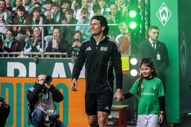 GER, OBRIGADO MÃGICO: EIN LETZTER MAGISCHER DIEGO - AUFTRITT 22.03.2025, Weserstadion, Bremen, GER, OBRIGADO MÃGICO: EIN LETZTER MAGISCHER DIEGO - AUFTRITT im Bild Nelson Valdez Diego-All-Stars *** GER, OBRIGADO MÃGICO A LAST MAGICAL DIEGO APPEARANCE 22 03 2025, Weserstadion, Bremen, GER, OBRIGADO MÃGICO A LAST MAGICAL DIEGO APPEARANCE in the picture Nelson Valdez Diego All Stars nordphotoxGmbHxx xKokenge nph00001