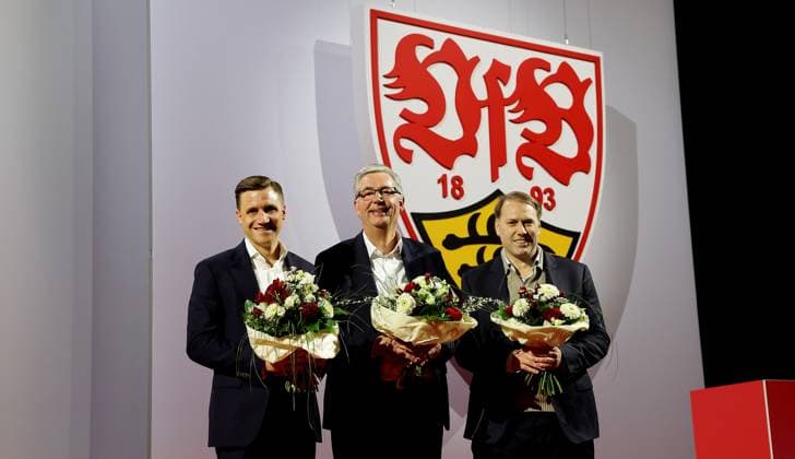 Stuttgart , Mitgliederversammlung VfB Stuttgart , von links: Andreas Grupp Dietmar Allgaier Stefan Jung