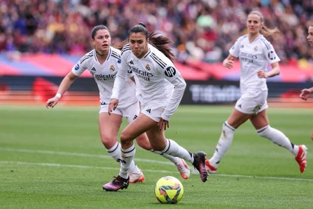 Fußball, Frauen, FC Barcelona - Real Madrid March 23, 2025, Barcelona, Barcelona, Spain: Antonia Silva of Real Madrid CF in action during the Spanish Women league, Liga F, football match played between FC Barcelona, Barca and Real Madrid CF at Estadi Olimpic Lluis Companys on March 23, 2025 in Barcelona, Spain. Barcelona Spain - ZUMAa181 20250323_zaa_a181_054 Copyright: xJavierxBorregox