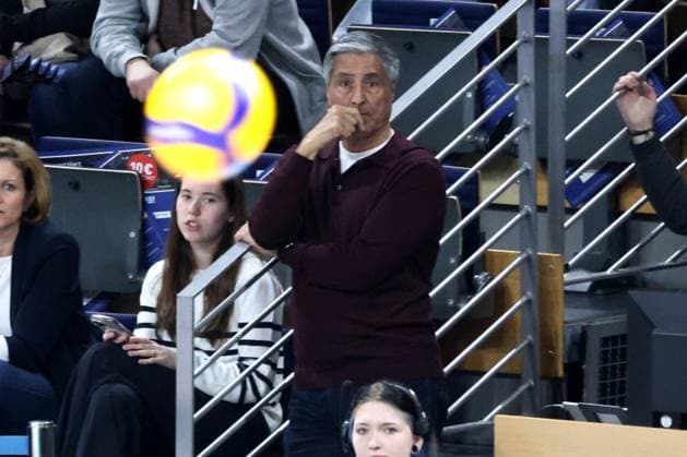 DEU, DVV, 1.VBL, BR Volleys vs. Netzhoppers KW-Bestensee, 23.03.2025, Max-Schmeling-Halle, Berlin, DEU, DVV, 1.VBL, BR Volleys vs. Netzhoppers KW-Bestensee, im Bild Praesident Niromand (BR Volleys) Foto: Juergen Engler nordphoto GmbH
