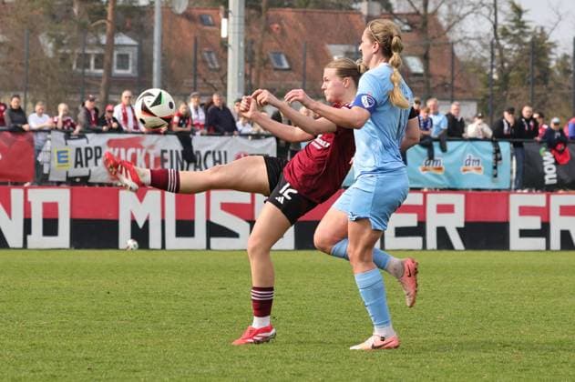 23.03.2025 - Fussball - Saison 2024 2025 - 2. Frauen - Fussball - Bundesliga - 19. Spieltag: 1. FC Nürnberg FCN ( Club Clubfrauen ) - VfL Bochum - Sportfoto Zink DaMa - xdaxmax - Amelie Thöle Thoele (12, 1. FC Nürnberg FCN ) Dörthe Doerthe Hoppius (11, VfL Bochum )