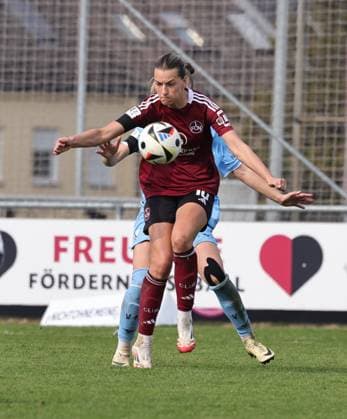 23.03.2025 - Fussball - Saison 2024 2025 - 2. Frauen - Fussball - Bundesliga - 19. Spieltag: 1. FC Nürnberg FCN ( Club Clubfrauen ) - VfL Bochum - Sportfoto Zink DaMa - xdaxmax - Medina Desic (10, 1. FC Nürnberg FCN ) Franziska Wenzel (31, VfL Bochum )