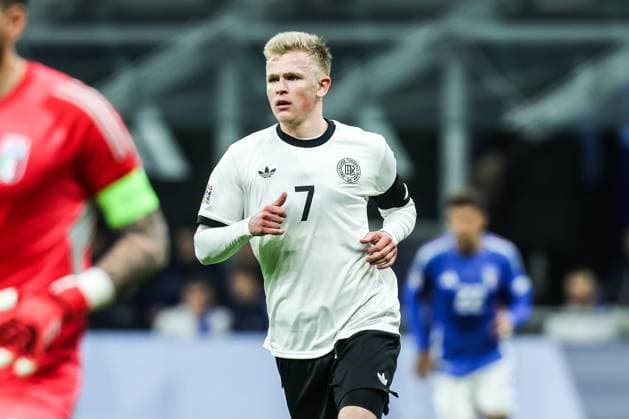 Fussball, UEFA Nations League Saison 2024 2025 Viertelfinale, Hinspiel Italien - Deutschland 20.03.2025, Stadio Guiseppe Meazza San Siro Jonathan Burkardt (Deutschland, 7) Mailand Stadio Guiseppe Meazza San Siro Italien