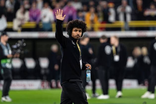 GER, Nations League, Deutschland vs Italien 23.03.2025, Signal Iduna Park, Dortmund, GER, Nations League, Deutschland vs Italien im Bild: Karim Adeyemi (Deutschland, 20) winkt Fans zu
