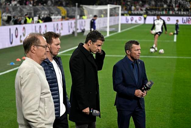 23.03.2025, Fussball UEFA Nations League 2024 25, Viertelfinale, Deutschland - Italien, in Dortmund, Signal-Iduna-Stadion, (L-R) Moderator Florian König, Oliver Bierhoff und Bundestrainer Julian Nagelsmann (Deutschland) beim Interview und Lothar Matthäus