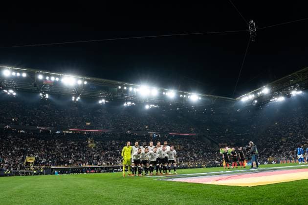 GER, Nations League, Deutschland vs Italien 23.03.2025, Signal Iduna Park, Dortmund, GER, Nations League, Deutschland vs Italien im Bild: Startaufstellung Deutschland Germany GER Oliver Baumann (Deutschland, 1) Antonio Rüdiger Ruediger (Deutschland, 2) Jonathan Tah (Deutschland, 4) Joshua Kimmich (Deutschland, 6) Leon Goretzka (Deutschland, 8) Tim Kleindienst (Deutschland, 9) Jamal Musiala (Deutschland, 10) Nico Schlotterbeck (Deutschland, 15) Angelo Stiller (Deutschland, 16) Maximilian Mittelstädt Mittelstaedt (Deutschland, 18) Leroy Sanà Sane (Deutschland, 19)