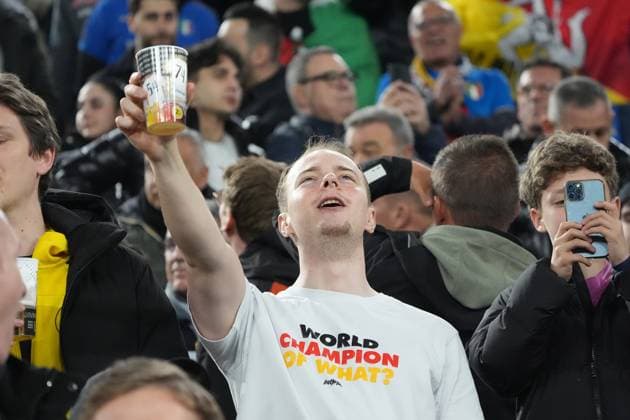 Deutscher Fan ist Champion im Biertrinken - Dortmund 23.03.2025: Deutschland vs. Italien, UEFA Nations League Viertelfinale Rückspiel, Signal Iduna Park