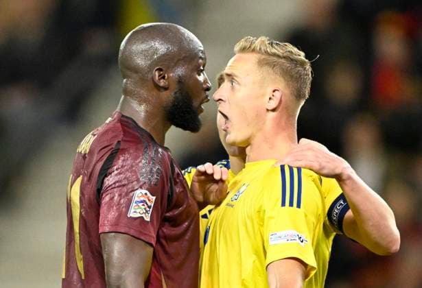 Sport Themen der Woche KW12 Sport Bilder des Tages Belgium v Ukraine - UEFA Nations League Play-Off GENK, BELGIUM - MARCH 23 : Lukaku Romelu forward of Belgium and Sych Oleksii defender of Ukraine during the UEFA Nations League tournament League A B play-off match second leg between Belgium and Ukraine on March 23, 2025 in Genk, Belgium, 23 03 2025 Genk Belgium  Copyright: xJanxDexMeuleneirx