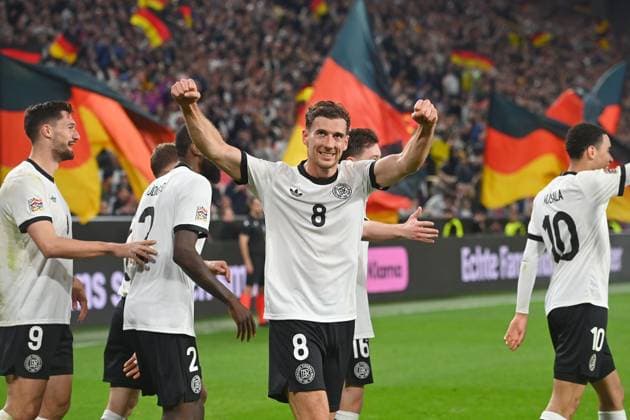 kollektiver Torjubel v.li:Tim KLEINDIENST (GER), Antonio Ruediger (GER), Leon GORETZKA (GER),Antonio Ruediger (GER), Jubel,Freude,Begeisterung, Aktion, Fussball Nations League Viertelfinale Deutschland (GER) - Italien (ITA) am 23.03.2025, Signal Iduna Park