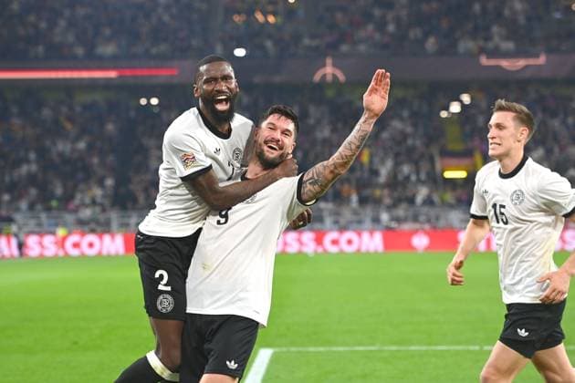 Torjubel Tim KLEINDIENST (GER) mit Antonio Ruediger (GER,li) nach Tor zum 3-0, Jubel,Freude,Begeisterung,Aktion. re:Nico SCHLOTTERBECK (GER). Fussball Nations League Viertelfinale Deutschland (GER) - Italien (ITA) am 23.03.2025, Signal Iduna Park
