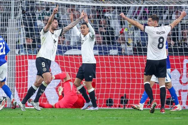 23.03.2025, Fußball, Viertelfinale UEFA Nations League, Deutschland - Italien, Signal Iduna Park, Saison 2024 2025: Torjubel nach dem Tor zum 3:0 durch Torschütze Tim Kleindienst (GER 09) DFB regulations prohibit any use of photographs as image sequences and or quasi-video. Nordrhein-Westfalen Deutschland