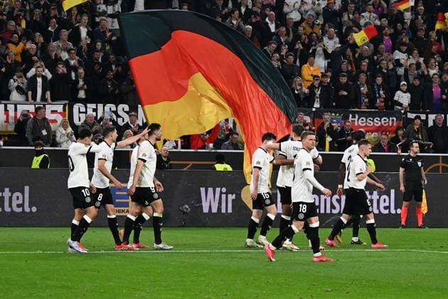23.03.2025, xsltx, Fussball UEFA Nations League, Deutschland - Italien v.l. Torjubel nach dem Tor zum celebrating the goal celebrate 3:0 durch Tim Kleindienst (Deutsche Fussball Nationalmannschaft DFB) (DFL DFB REGULATIONS PROHIBIT ANY USE OF PHOTOGRAPHS as IMAGE SEQUENCES and or QUASI-VIDEO) Dortmund