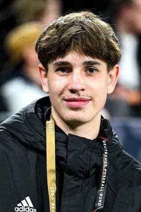 Balljunge, der Joshua Kimmich, den Ball zum Eckball zum Tor zum geworfen hat GER, Deutschland (GER) vs Italien (ITA), Fussball, UEFA Nations League Viertelfinale Runde 2, 23.03.2025. GER, Deutschland (GER) vs Italien (ITA), Fussball Laenderspiel, UEFA Nations League Viertelfinale Runde2, 2024 2025, 23.03.2025. Dortmund Copyright: xEibner-Pressefoto FlorianxWiegandx EP_FWD