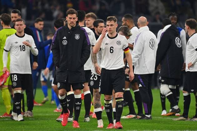 v.li:Leon GORETZKA (GER), Joshua KIMMICH (GER) nach Spielende. Fussball Nations League Viertelfinale Deutschland (GER) - Italien (ITA) 3-3 am 23.03.2025, Signal Iduna Park