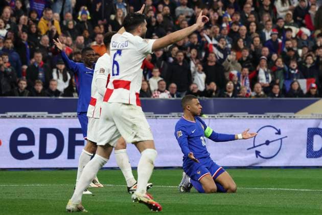FOOTBALL : France Vs Croatie - Ligue des Nations - 23 03 2025 Kylian Mbappe (France) - Ousmane Dembele (France) vs Josip Sutalo (Croatie) ParisFrance  Copyright: xMichtofx