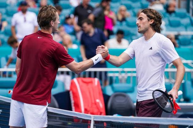 March 23, 2025, Miami, Florida, USA: Sebastian Korda (USA) shakes hands with Stefanos Tsitsipas (GRE) after winning the men s singles third round match at the 2025 Miami Open presented by Itau at Hard Rock Stadium. Miami USA - ZUMAw109 20250323_fap_w109_043 Copyright: xDebbyxWongx