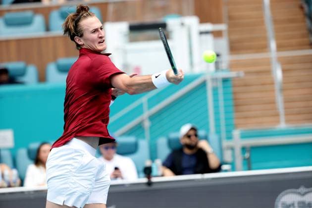 March 23, 2025, Miami Gardens, Florida, United States Of America: MIAMI GARDENS, FLORIDA - MARCH 23: Sebastian Korda of the United States defeats Stefanos Tsitsipas of Greece during Day 6 of the Miami Open at Hard Rock Stadium on March 23, 2025 in Miami Gardens, Florida....People: Sebastian Korda Miami Gardens United States Of America - ZUMAs214 20250323_ada_s214_171 Copyright: xSMGx
