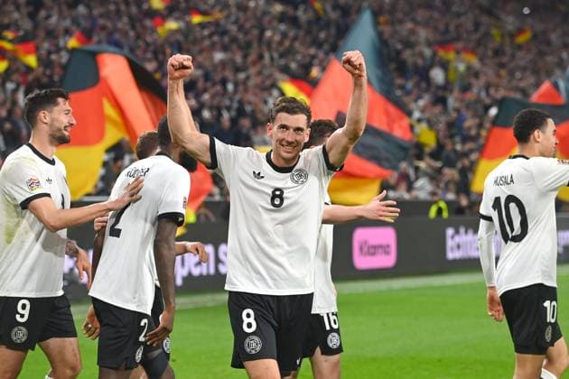 kollektiver Torjubel v.li:Tim KLEINDIENST (GER), Antonio Ruediger (GER), Leon GORETZKA (GER), Jubel,Freude,Begeisterung,Aktion, Fussball Nations League Viertelfinale Deutschland (GER) - Italien (ITA) 3-3 am 23.03.2025, Signal Iduna Park