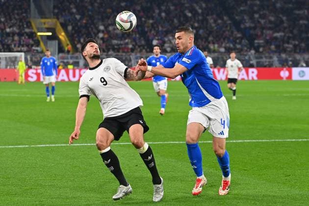 v.li:Tim KLEINDIENST (GER), Aktion,Zweikampf gegen Alessandro BUONGIORNO (ITA). Fussball Nations League Viertelfinale Deutschland (GER) - Italien (ITA) 3-3 am 23.03.2025, Signal Iduna Park