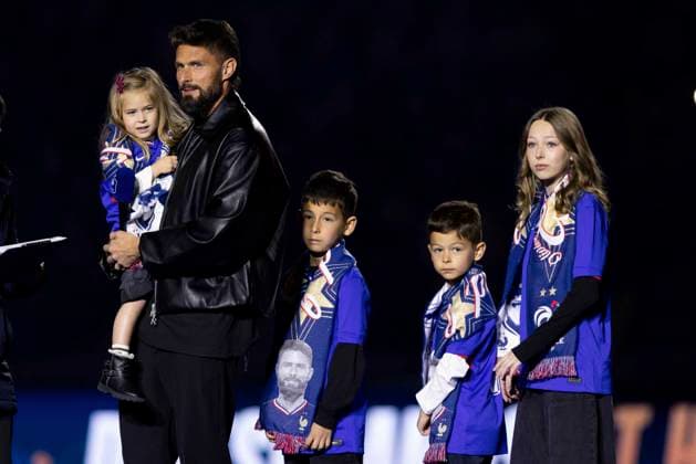 FOOTBALL : Hommage Ã Olivier Giroud - StadeFrance - 23 03 2025 Olivier Giroud, entourÃ de ses enfants Aria, Aaron, Evan et Jade, recoit un hommage au Stade de France avant le Quart de finale de la Ligue des Nations de l UEFA 2025 France - Croatie (2-0 tab 5-4) au Stade de France Ã Saint-Denis, le 23 mars 2025. Olivier Giroud, surrounded by his children Aria, Aaron, Evan and Jade, receives a tribute at the Stade de France before the 2025 UEFA Nations League Quarter-final France - Croatia (2-0 5-4 on penalty shootout) at the Stade de France in Saint-Denis, on March 23, 2025. Saint-DenisFrance  Copyright: xCYRILxMOREAUx xBESTIMAGEx