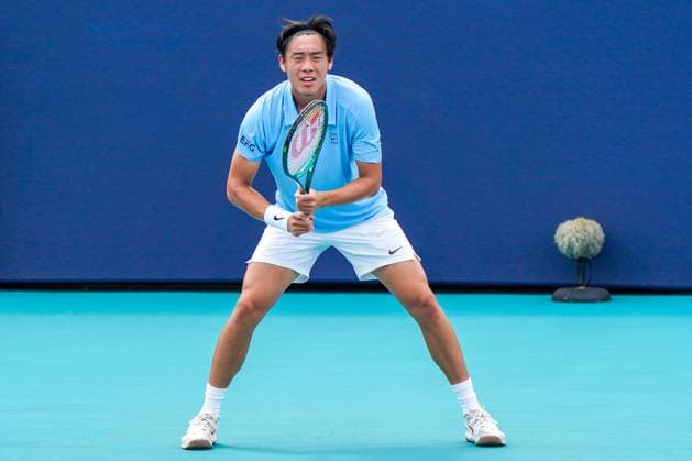 March 24, 2025, Miami, Florida, USA: Coleman Wong (HKG) waits for the serve from Adam Walton (not pictured) during the men s singles third round match at the 2025 Miami Open presented by Itau at Hard Rock Stadium. Miami USA - ZUMAw109 20250324_fap_w109_007 Copyright: xDebbyxWongx