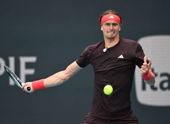 MIAMI GARDENS FL - MARCH 24: Alexander Zverev Vs Jordan Thompson during The Miami Open at Hard Rock Stadium on March 24, 2025 in Miami Gardens, Florida. Copyright: xmpi04x