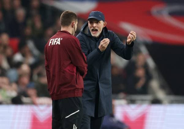 London, England, 24th March 2025. Thomas Tuchel coach of England remonstrates with the fourth official during the FIFA World Cup, WM, Weltmeisterschaft, Fussball European Qualifying match at Wembley Stadium, London. Picture credit should read: David Klein Sportimage EDITORIAL USE ONLY. No use with unauthorised audio, video, data, fixture lists, club league logos or live services. Online in-match use limited to 120 images, no video emulation. No use in betting, games or single club league player publications. SPI_022_DK_England_Latvia SPI-3762-0022