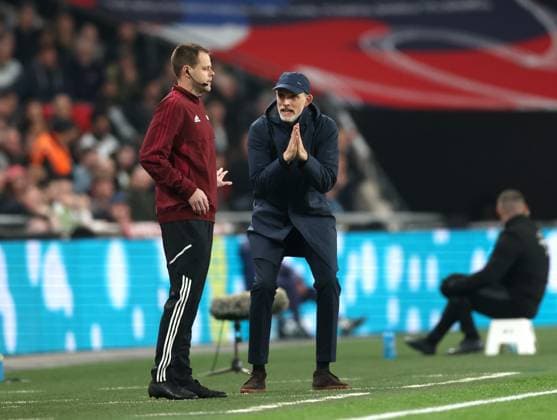 Sport Bilder des Tages London, England, 24th March 2025. Thomas Tuchel coach of England remonstrates with the fourth official during the FIFA World Cup, WM, Weltmeisterschaft, Fussball European Qualifying match at Wembley Stadium, London. Picture credit should read: David Klein Sportimage EDITORIAL USE ONLY. No use with unauthorised audio, video, data, fixture lists, club league logos or live services. Online in-match use limited to 120 images, no video emulation. No use in betting, games or single club league player publications. SPI_026_DK_England_Latvia SPI-3762-0026