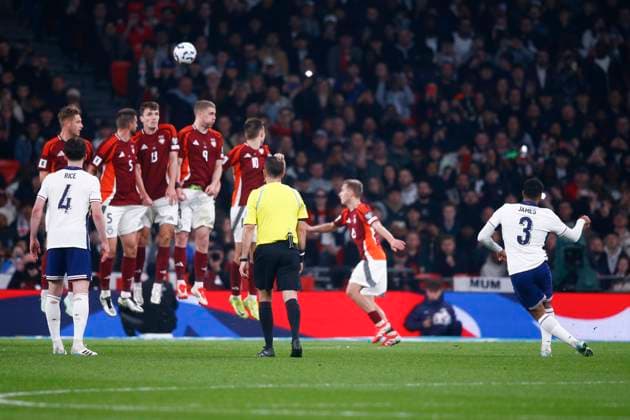 Sport Bilder des Tages England v Latvia 2026 FIFA World Cup, WM, Weltmeisterschaft, Fussball Qualifiers Reece James of England scores his sides 1st from a free kick during the 2026 FIFA World Cup Qualifiers Group K match at Wembley Stadium, London UK Newspapers OUT Copyright: xPaulxChestertonx FIL-21625-0005