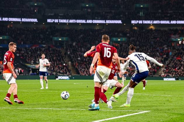 England v Latvia 2026 FIFA World Cup, WM, Weltmeisterschaft, Fussball Qualifier 24 03 2025. Goal 3-0 Eberechi Eze of England scores a goal during the 2026 FIFA World Cup Qualifier match between England and Latvia at Wembley Stadium, London, England on 24 March 2025. Editorial use only , Copyright: xNigelxKeenex PSI-21665-0036