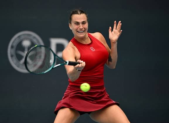 MIAMI GARDENS FL - MARCH 24: Aryna Sabalenka Vs Danielle Collins during The Miami Open at Hard Rock Stadium on March 24, 2025 in Miami Gardens, Florida. Copyright: xmpi04x Copyright: xIMAGO MediaPunchx