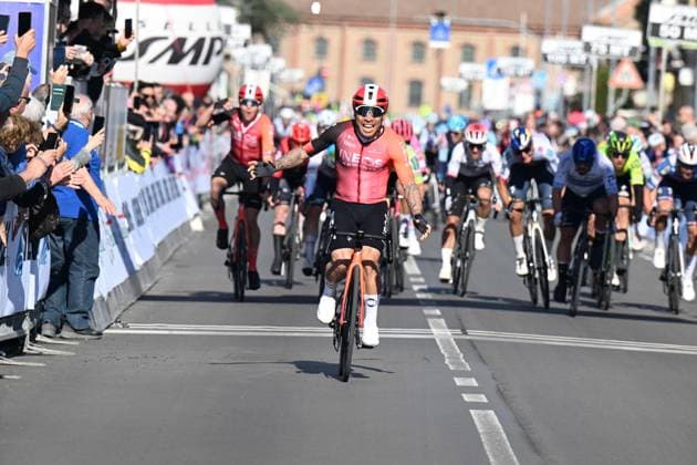 25-03-2025 Settimana Internazionale Coppi E Bartali; Tappa 01 Ferrara - Bondeno; 2025, Ineos Grenadiers; Ewan, Caleb; Bondeno; 
