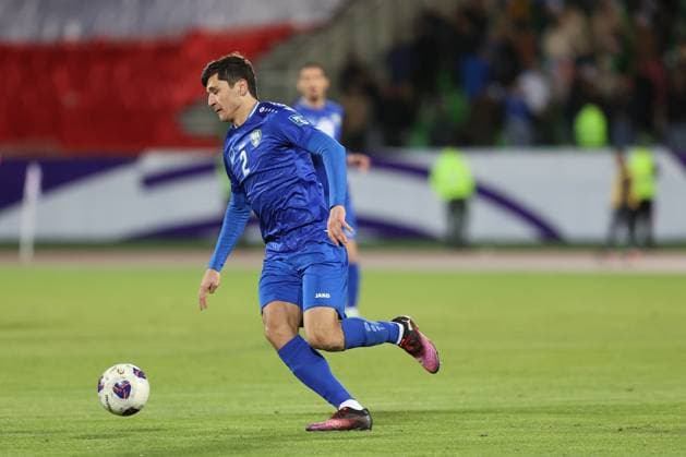 TEHRAN, IRAN - 25 March 2025 - Abdukodir Khusanov of Uzbekistan controls ball during the FIFA World Cup, WM, Weltmeisterschaft, Fussball 2026 Qualification AFC, Group A round 8 match between Iran and Uzbekistan at Azadi Stadium. Photo Mohammad Amirhosseini Soccer Images Iran v Uzbekistan - FIFA World Cup 2026 Qualification national team, Nationalteam zone AFC, Group A, round 8 match. Copyright: xMohammadxAmirhosseini SoccerxImagesx