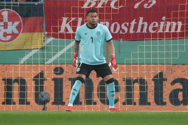 Torwart Noah Atubolu (Deutschland U21, U 21 1) - 25.03.2025: Deutschland U21 vs. Spanien U21, Stadion am Boellenfalltor, Freunschaftsspiel, emonline, emspor,