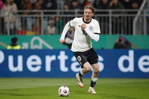 Fussball, U21, U 21 Freundschaftsspiel, 2024 2025, Deutschland U21 vs. Spanien U21, 25.03.2025, Merck-Stadion am Böllenfalltor, Darmstadt, Deutschland, Nick WOLTEMADE (Deutschland U21, 10) am Ball Darmstadt Merck-Stadion am Böllenfalltor Hessen Deutschland Copyright: xGaetanoxDixRosax