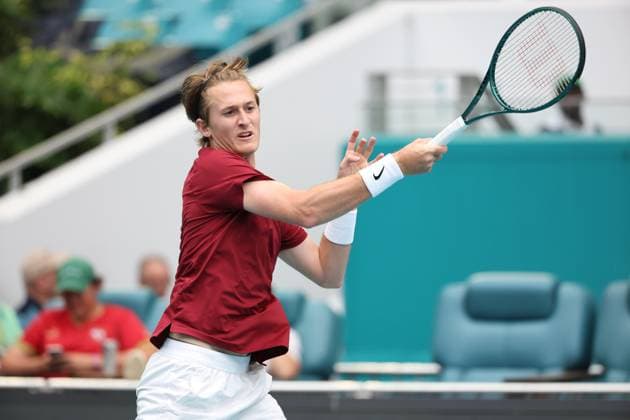 March 25, 2025, Miami Gardens, Florida, United States Of America: MIAMI GARDENS, FLORIDA - MARCH 25: Sebastian Korda of the United States defeats Gael Monfils of France on Day 8 of the Miami Open at Hard Rock Stadium on March 25, 2025 in Miami Gardens, Florida....People: Sebastian Korda Miami Gardens United States Of America - ZUMAs214 20250325_ada_s214_207 Copyright: xSMGx