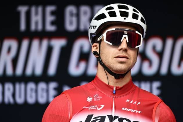 Sport Bilder des Tages Dutch Dylan Groenewegen of Team Jayco AIUIa pictured at the start of the Classic Brugge-De Panne men s elite one-day cycling race, 195,6 km from Brugge to De Panne, Wednesday 26 March 2025. DIRKxWAEM  x115820055x