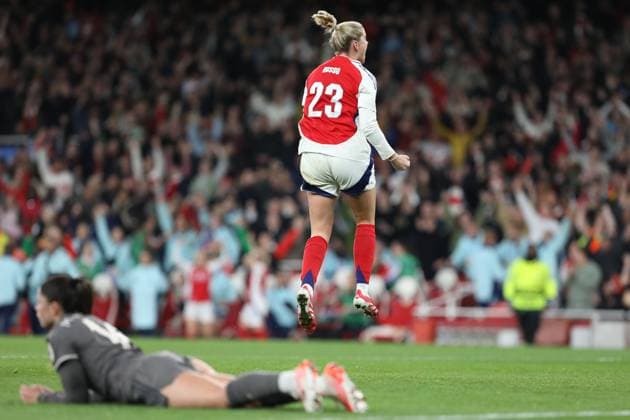 Goal celebrations for Alessia Russo of Arsenal Women during the Womens Champions League match between Arsenal Women and Real Madrid Women at the Emirates Stadium, London, England on 26 March 2025. Copyright: xJoshuaxSmithx 42900054