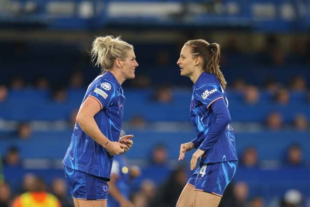 London England, March 27th 2025: Millie Bright of Chelsea and Millie Bright of Chelsea celebrate a goal during the UEFA Women s Champions League match between Chelsea and Manchester City at Stamford Bridge in London, England (Alexander Canillas SPP) Copyright: xAlexanderxCanillas SPPx spp-en-AlCa-9U2A4781