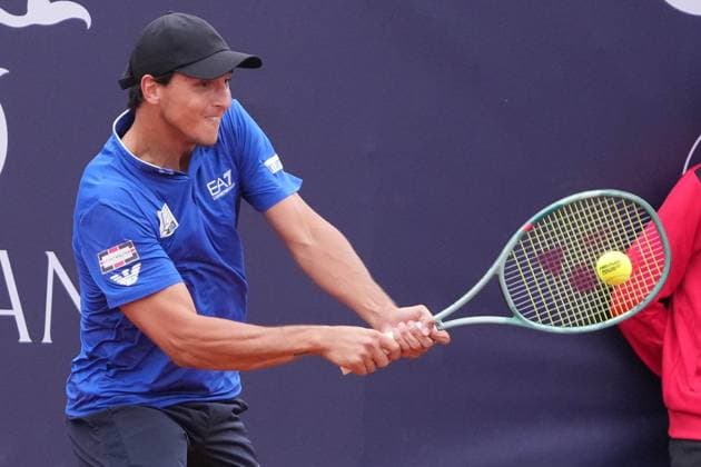 NAPLES, ITALY - MARCH 27 :Luciano Darderi during the ATP, Tennis Herren Challenger Tour match between Sumit Nagal (India )and Luciano Darderi (Italy)on March 27, 2025 in Naples, Italy Copyright: xFOTOAGENZIAx