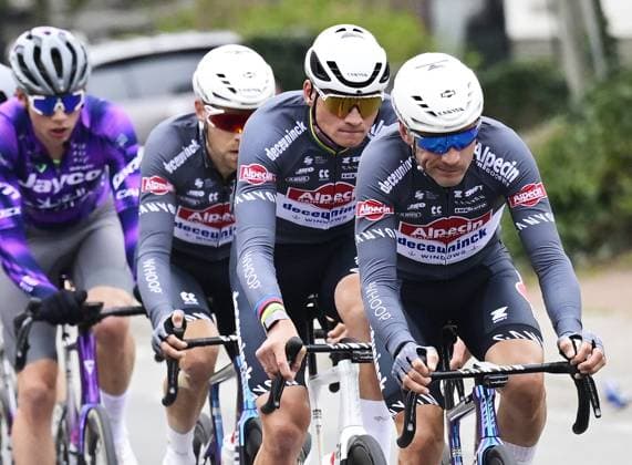 Dutch Mathieu van der Poel of Alpecin-Deceuninck (2R) and Belgian Gianni Vermeersch of Alpecin-Deceuninck (R) pictured in action during the E3 Saxo Bank Classic one day cycling race, 208,8 km from and to Harelbeke, on Friday 28 March 2025. DIRKxWAEM  x116502558x