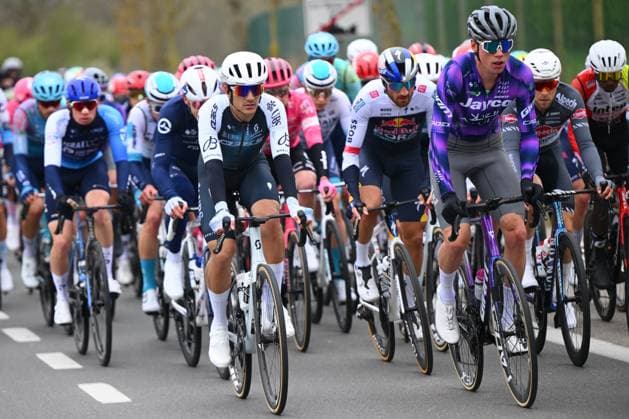 E3 Saxo Classic 2025 Cycling Race Harelbeke, Belgium - March 28 : Christen Fabio (SUI) of Q36.5 Pro Cycling Team and O Brien Kelland (AUS) of Team Jayco Alula in action during the Men Elite UCI World Tour 68th E3 Saxo Classic cycling race of 208 kms with start in Harelbeke and finish in Harelbeke on March 28, 2025 in Harelbeke, Belgium, 28 03 2025 ( Motordriver Kenny Verfaillie - Harelbeke Belgium  Copyright: xVincentxKalutx