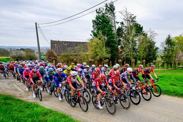 The pack of riders pictured in action during the E3 Saxo Bank Classic one day cycling race, 208,8 km from and to Harelbeke, on Friday 28 March 2025. DIRKxWAEM  x116524637x