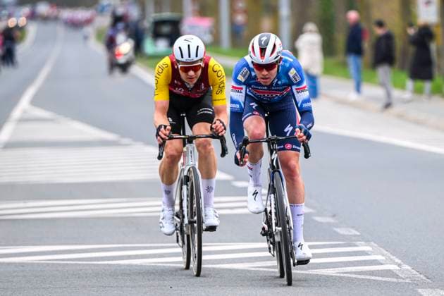 E3 Saxo Classic 2025 Cycling Race Harelbeke, Belgium - March 28 : Pedersen Casper (DEN) of Soudal Quick-Step, De Gendt Aime (BEL) of Cofidis attacking during the Men Elite UCI World Tour 68th E3 Saxo Classic cycling race of 208 kms with start in Harelbeke and finish in Harelbeke on March 28, 2025 in Harelbeke, Belgium, 28 03 2025 ( Motordriver Kenny Verfaillie - Harelbeke Belgium  Copyright: xVincentxKalutx