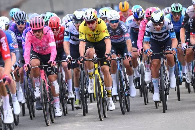 E3 Saxo Classic 2025 Cycling Race Harelbeke, Belgium - March 28 : Van Aert Wout (BEL) of Team Visma Lease A Bike in action during the Men Elite UCI World Tour 68th E3 Saxo Classic cycling race of 208 kms with start in Harelbeke and finish in Harelbeke on March 28, 2025 in Harelbeke, Belgium, 28 03 2025 ( Motordriver Kenny Verfaillie - Harelbeke Belgium  Copyright: xVincentxKalutx