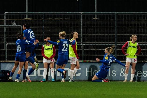 Google Pixel Frauen-Bundesliga, 1. FC Köln - FC Carl Zeiss Jena; 28.03.2025 Jubel zum 0:1 durch Melina Laura Reuter (FC Carl Zeiss Jena, 7) Google Pixel Frauen-Bundesliga, 1. FC Köln - FC Carl Zeiss Jena, Köln, Franz-Kremer-Stadion am 28.03.2025 DFB REGULATIONS PROHIBIT ANY USE OF PHOTOGRAPHS AS IMAGE SEQUENCES AND OR QUASI-VIDEO. Copyright: xBEAUTIFULxSPORTS Wunderlx