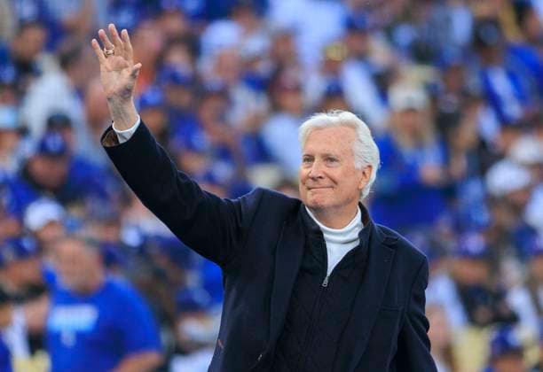March 28, 2025, Los Angeles, California, USA: Los Angeles Dodgers owner, Mark Walter is introduced during the World Series Ring presentation prior to the MLB, Baseball Herren, USA regular season game against the Detroit Tigers on Friday March 28, 2025 at Dodger Stadium in Los Angeles, California. Dodgers defeat Tigers, 8-5. JAVIER ROJAS PI Los Angeles USA - ZUMAp124 20250328_zaa_p124_003 Copyright: xJavierxRojasx