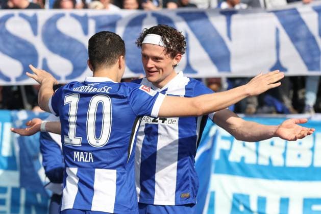 29.03.2025, xtgx, Fussball 2. Bundesliga, Hertha BSC Berlin - Karlsruher SC emspor, v.l. Fabian Reese (Hertha, 11) Jubel, Torjubel, jubelt ueber das Tor, celebrate the goal, celebration (DFL DFB REGULATIONS PROHIBIT ANY USE OF PHOTOGRAPHS as IMAGE SEQUENCES and or QUASI-VIDEO) Berlin